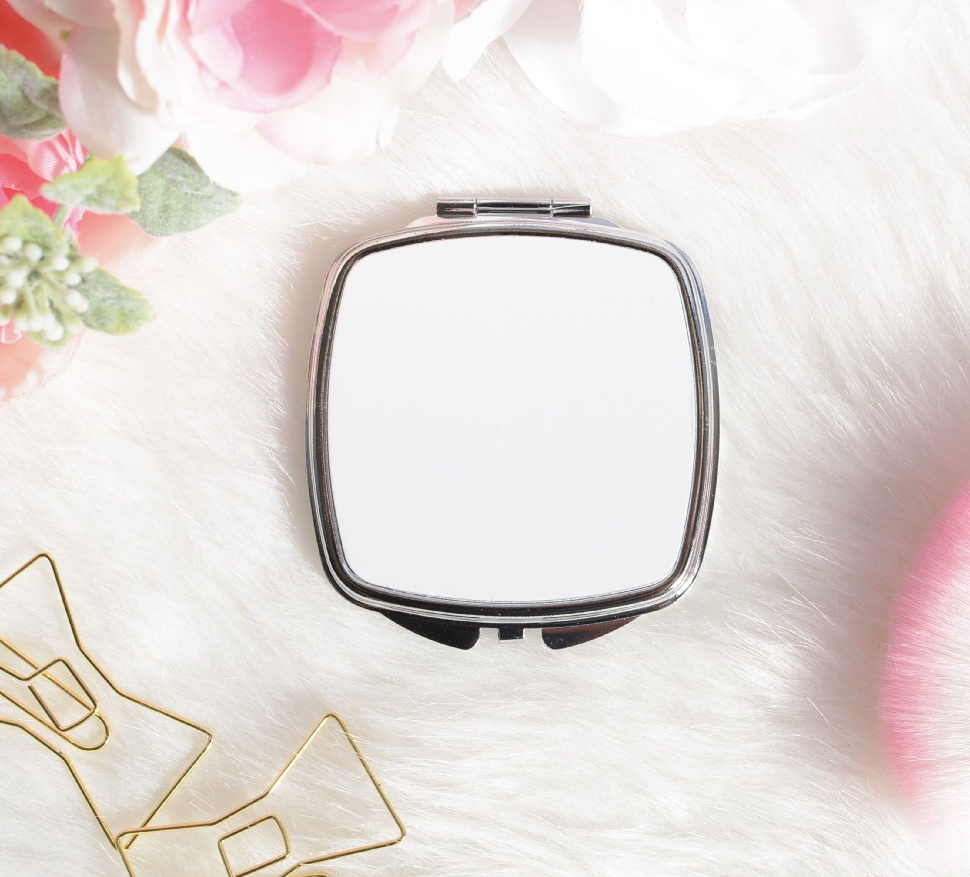 Square Compact Mirror