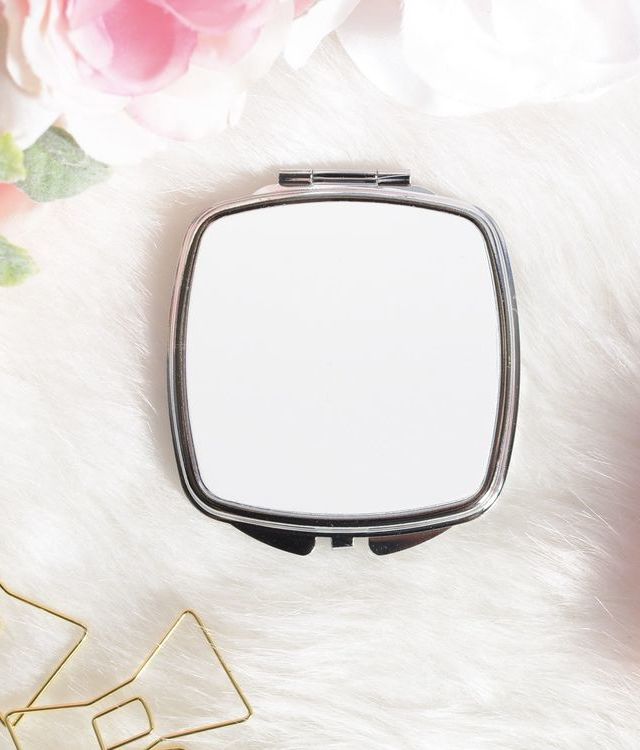 Square Compact Mirror